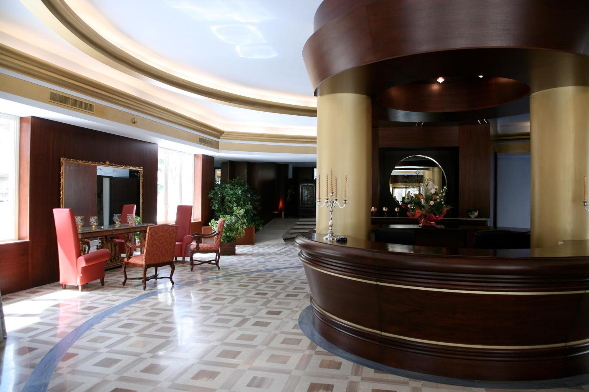 Hotel Royal 바스토 외부 사진